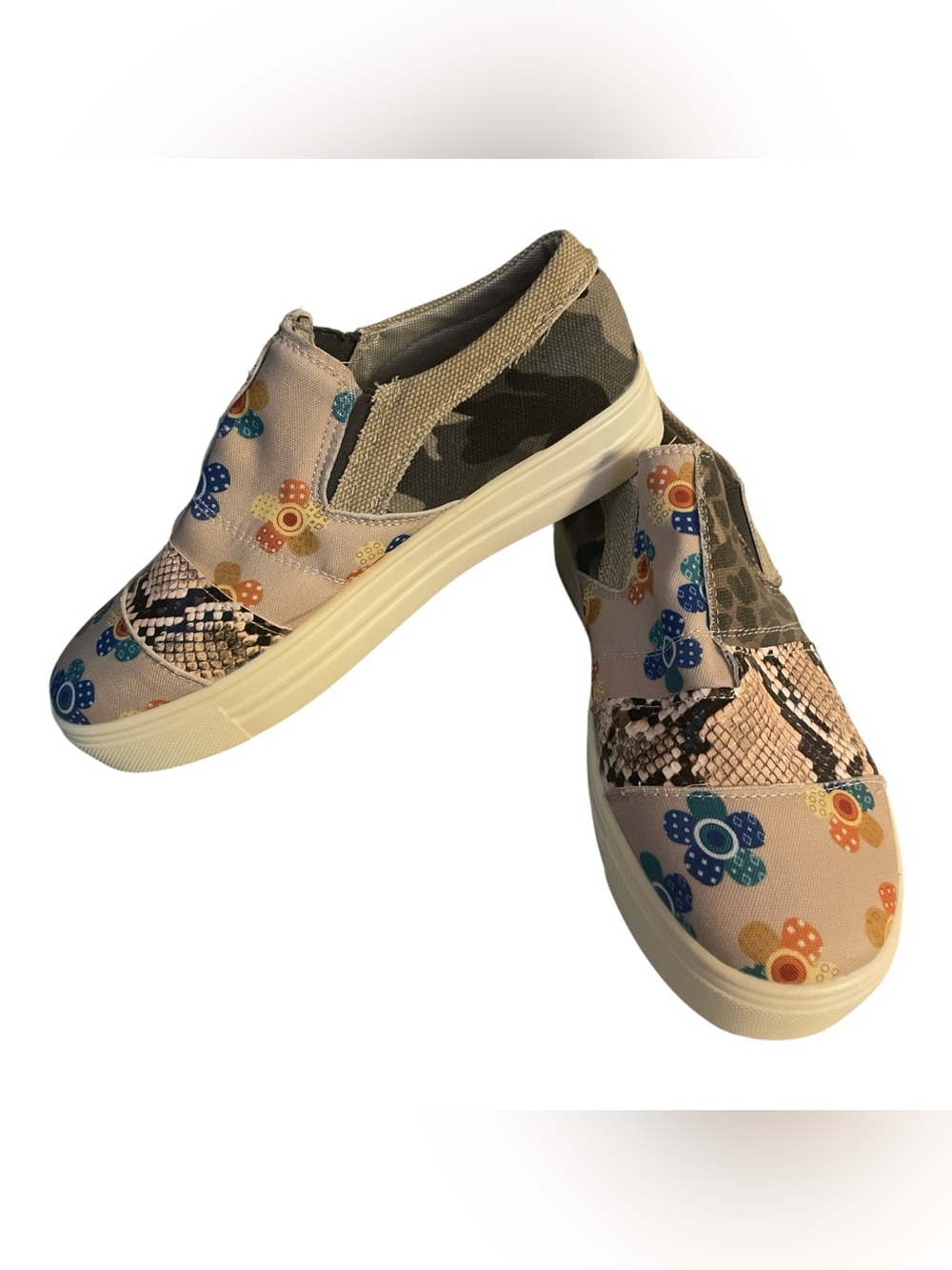 Patchwork Slip On Sneakers Women 37 US 6.5 Floral Animal Print Exotic NWOT New - Picture 3 of 7